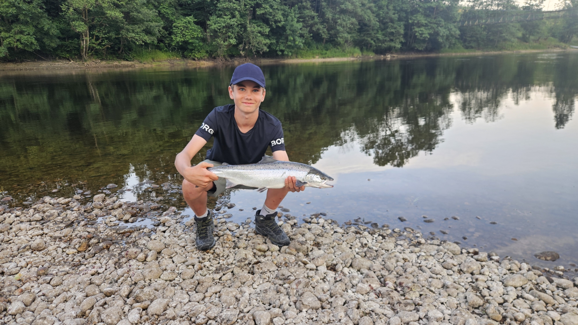 Fisk på 4,2 kg tatt fra land på sluk