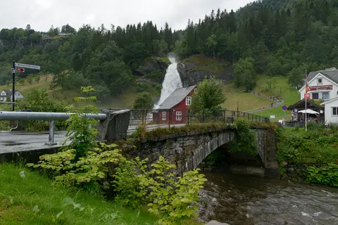 Steinsdalsfossen