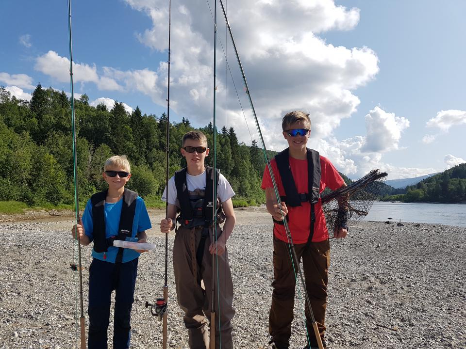 Mange får nye fiskevenner på Camp Villaks! Her fra Vefsna.