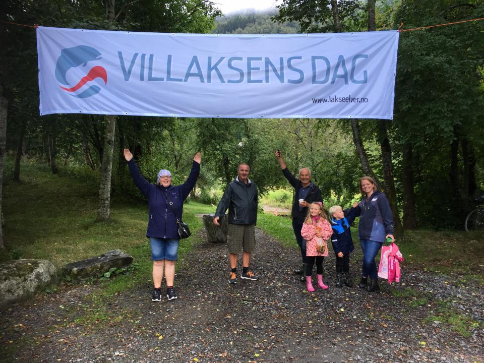 Villaksens år markert i Eidselva. Foto Jørgen Langeland