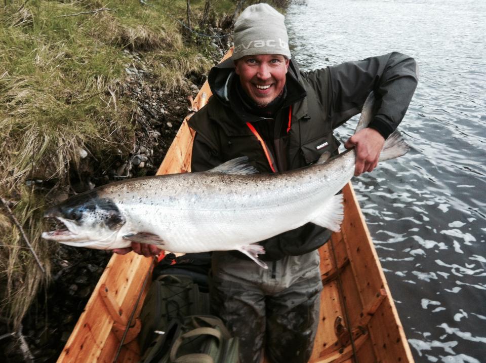 Storlaks på 19 kg fisket av Andreas Johansen på Haraldholmen i 2014 - foto: Trond Ivar Johansen
