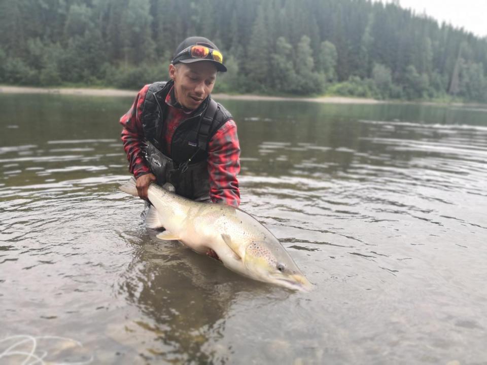 Vefsna. Jan Hegna, 17,2 kg, flue, gjenutsatt.